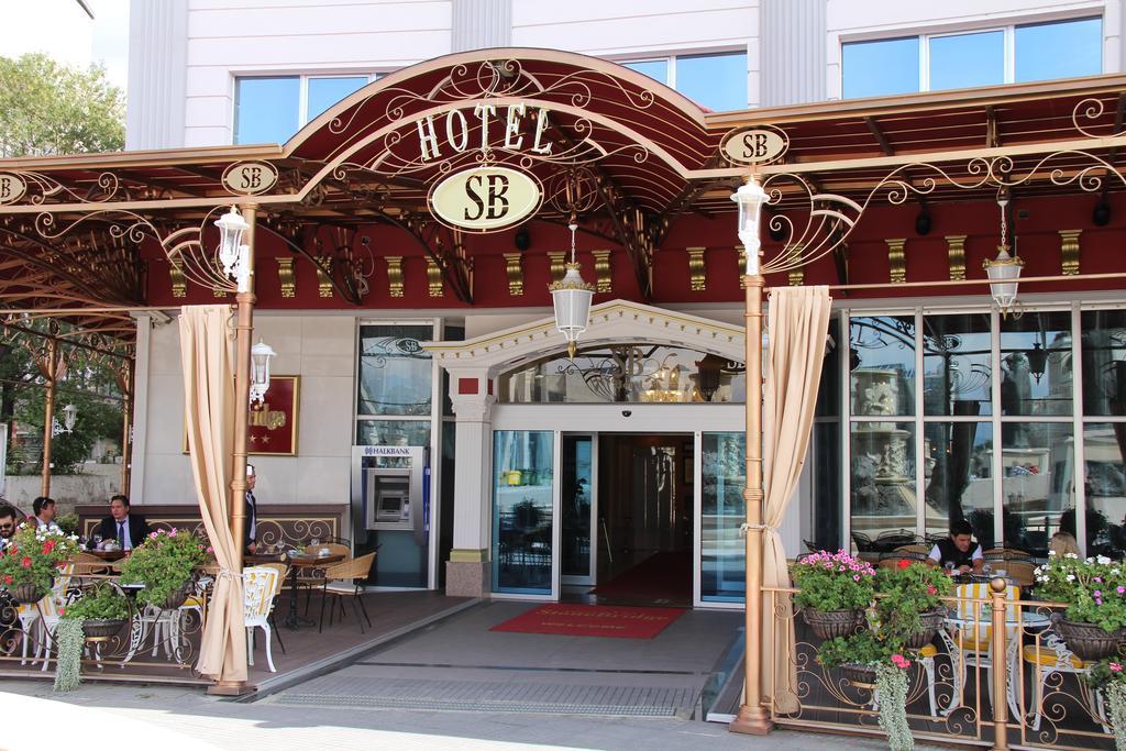 Stone Bridge Hotel Skopje Exteriör bild